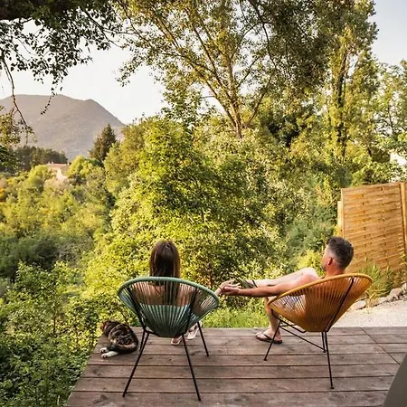 Bulles D'olive Provence - Piscine & Jacuzzi Avec Vue Maison d'hôtes